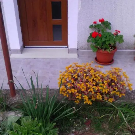 Дом отдыха One-bedroom House In I *