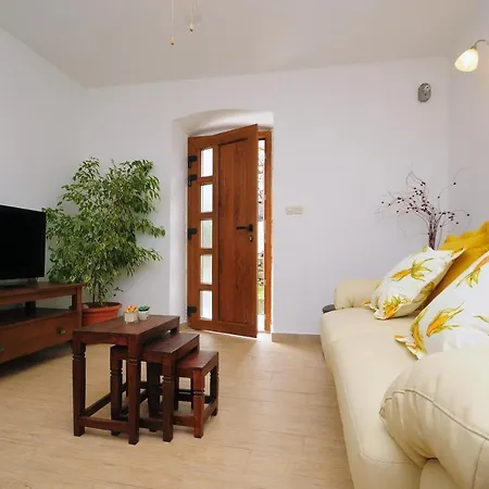 One-bedroom House In I Дом отдыха